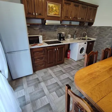 карпатська вершина Guest house Yaremche