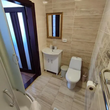 карпатська вершина Guest house Yaremche