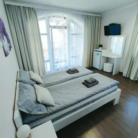 Guest house карпатська вершина Yaremche